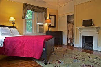 Boyce Waypoint House Bed And Breakfast מראה חיצוני תמונה